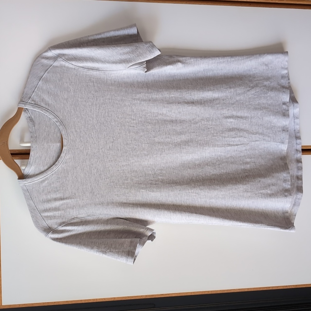 Lululemon 5 Year Basic Tee Heathered Core Ultra Light Grey S